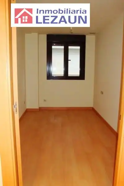 Habitación de Apartamento en venta en Peralta / Azkoien con Aire acondicionado, Terraza y Trastero