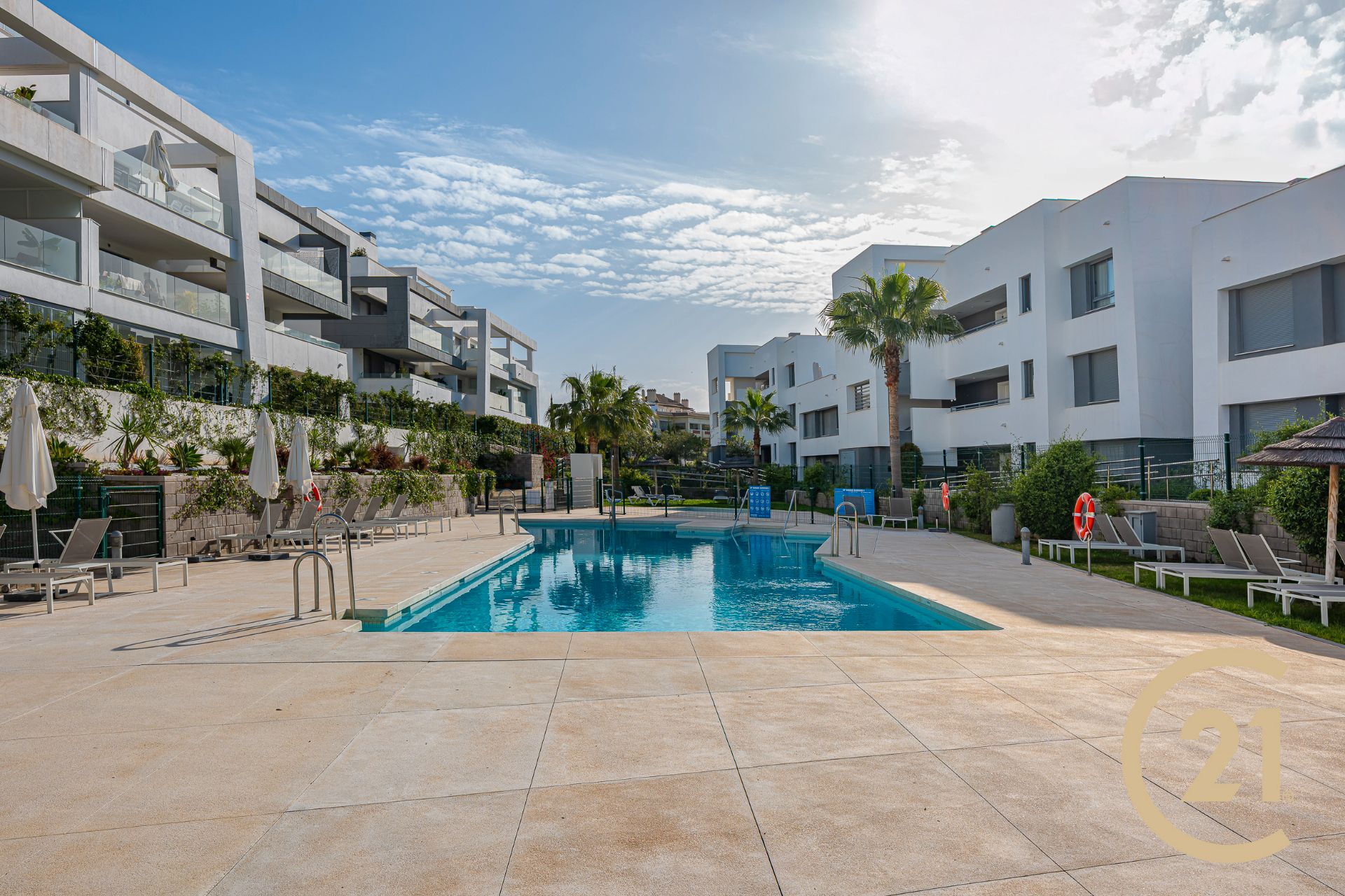 Swimming pool of Planta baja for sale in Estepona  with Air Conditioner, Private garden and Terrace