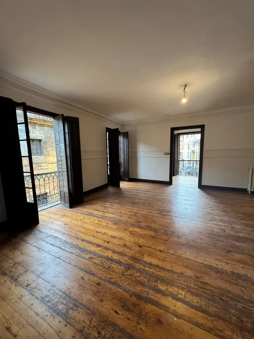 Flat with terrace to rent in Calle del Águila 5, imagen 2