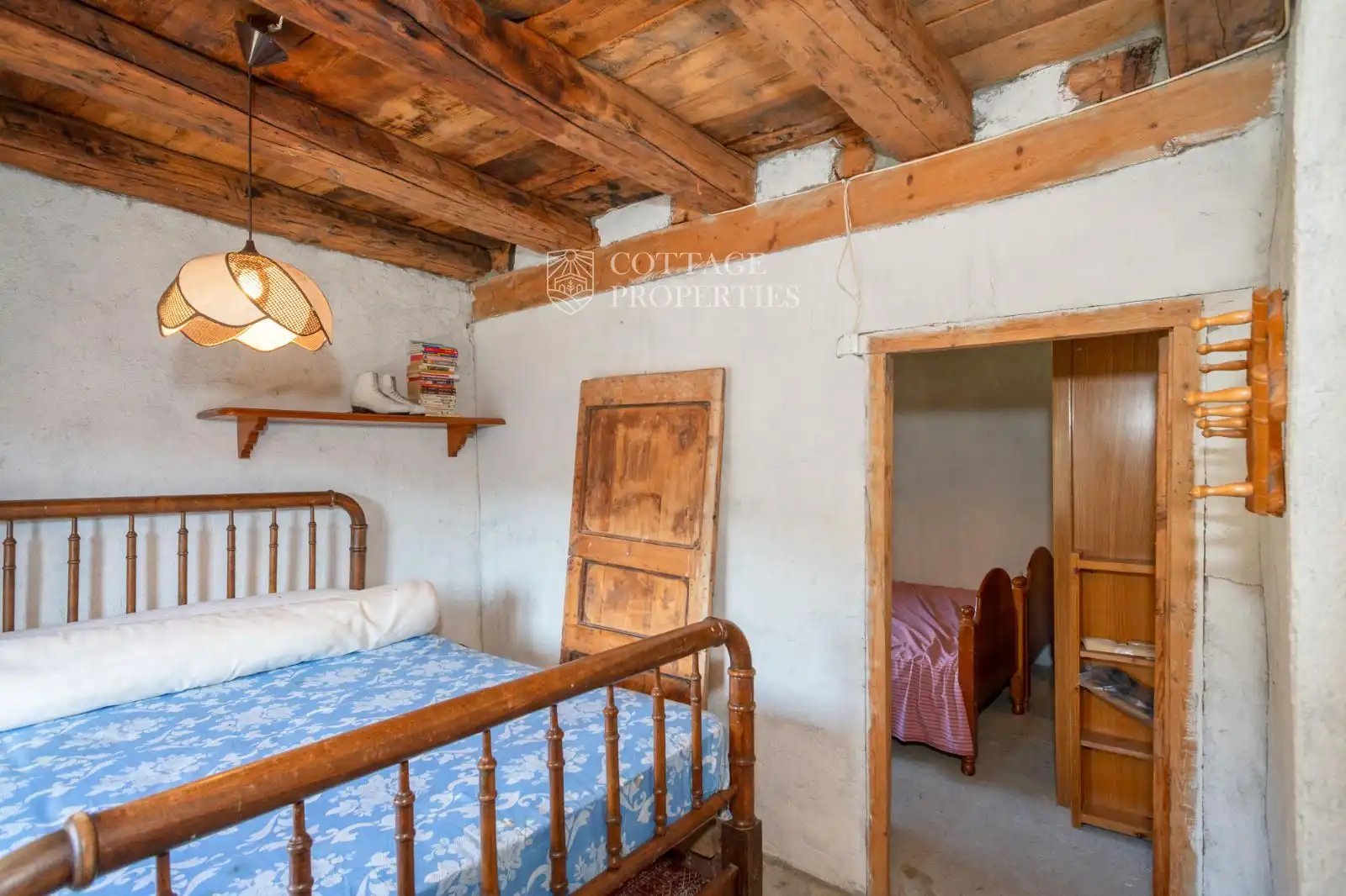 Bedroom of Country homes for sale in Montferrer i Castellbò  with Heating and Terrace
