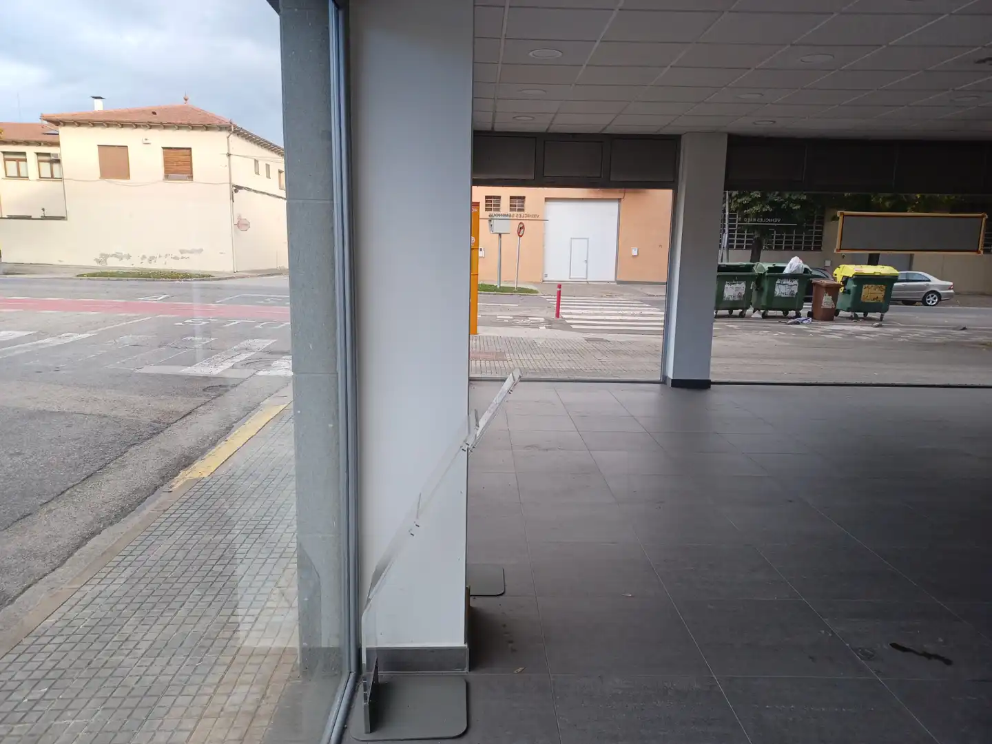 Business premises for sale in Olot, imagen 3