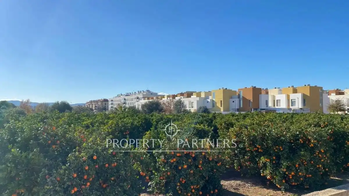 Casa adosada en venta en La Pobla de Vallbona con Aire acondicionado, Calefacción y Terraza
