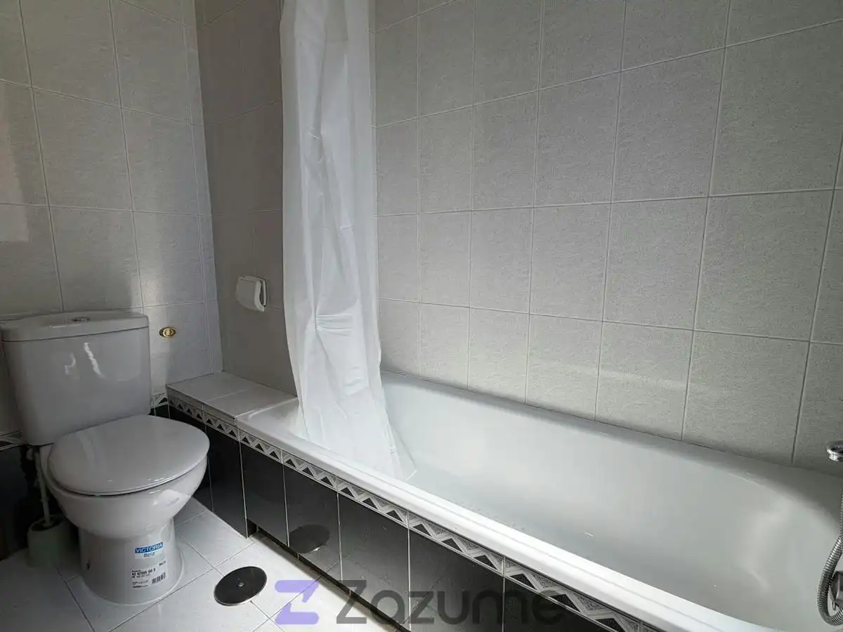 Pis amb terrassa de lloguer a C. César González Ruano, imagen 18