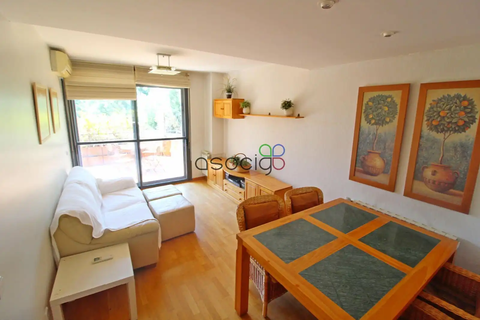 Living room of Flat for sale in Guadalajara  with Air Conditioner, Heating and Terrace