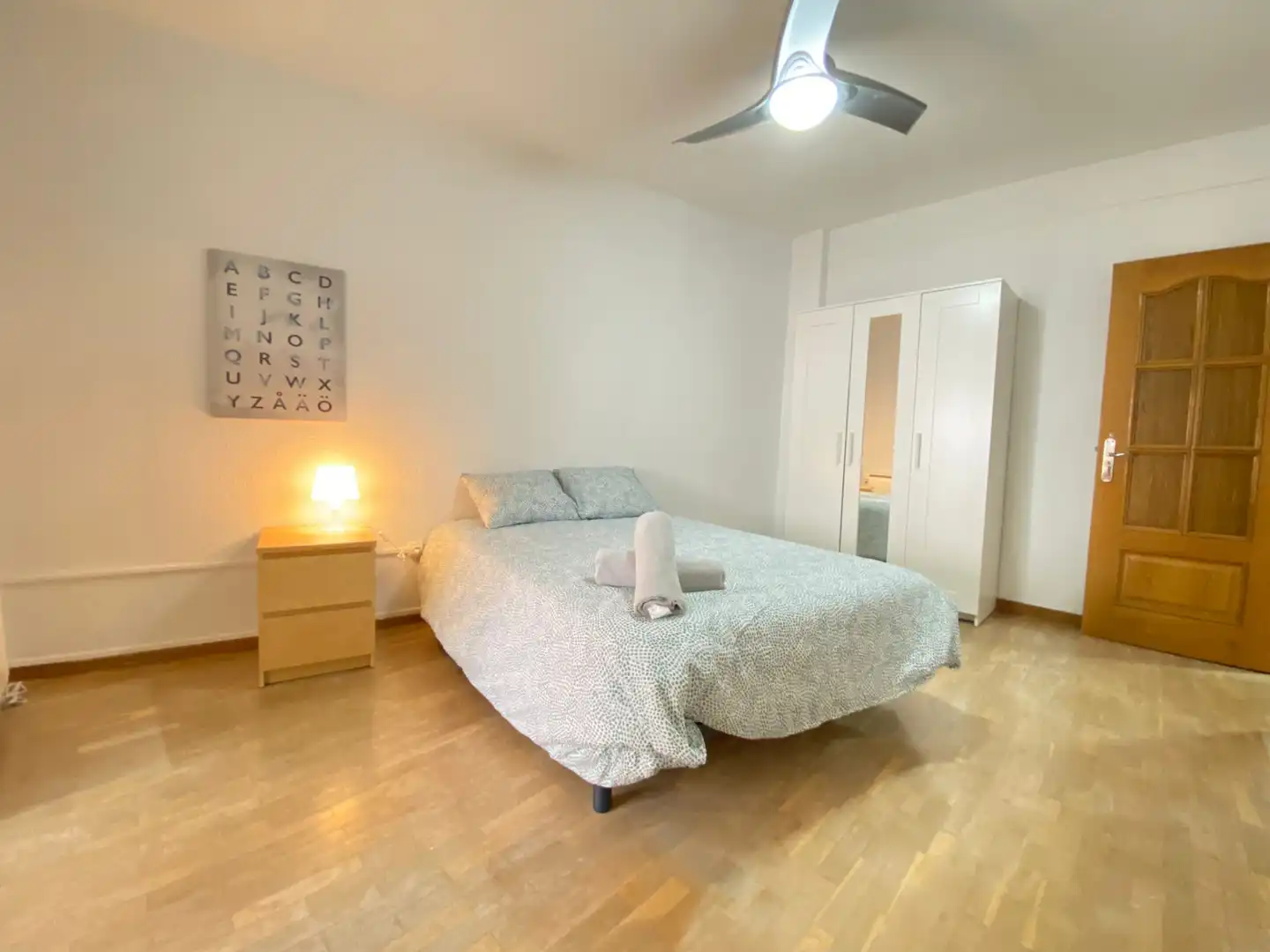 Bedroom of Flat for share in Madrid  with Heating, Furnished and Oven