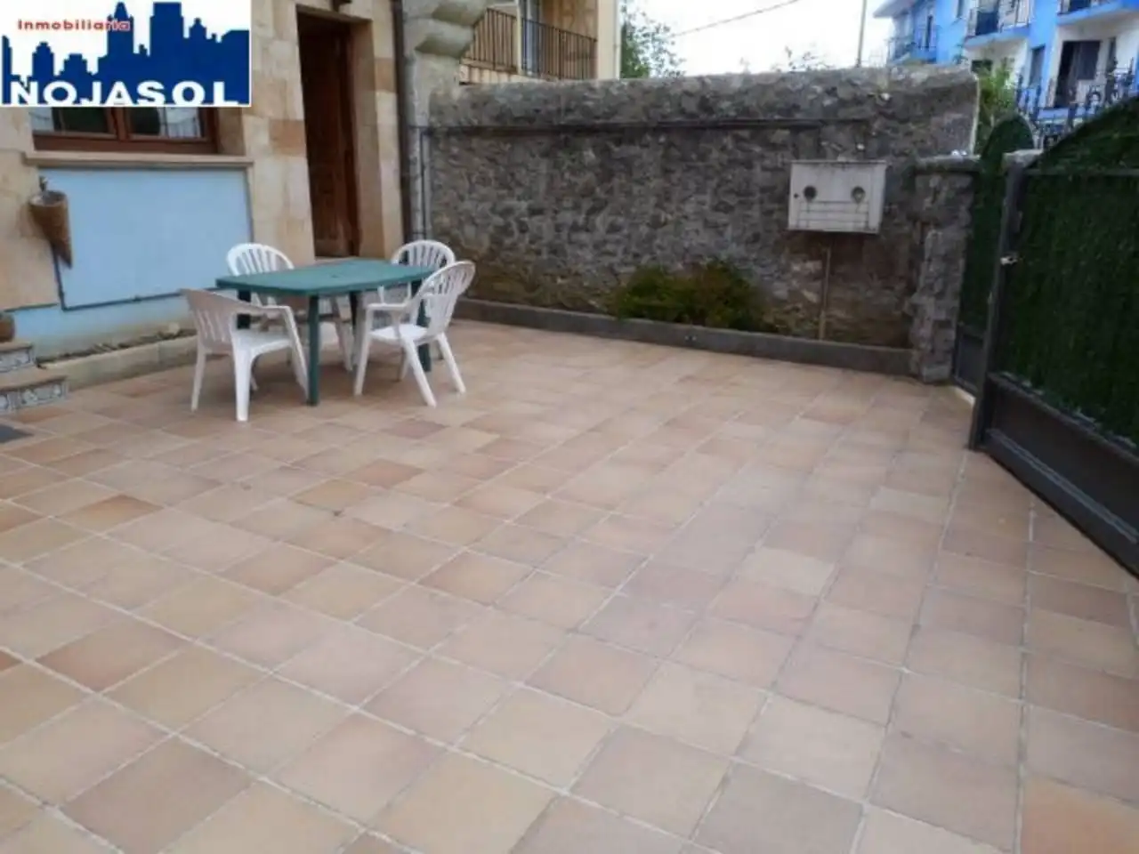 Terrace of Houses for rent in Noja  with Furnished