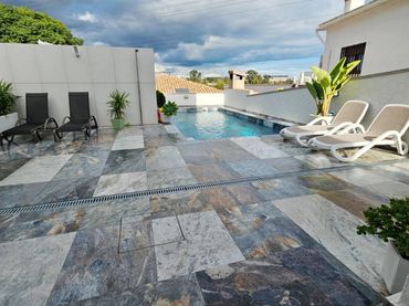 Xalet amb piscina en venda a Calle 03