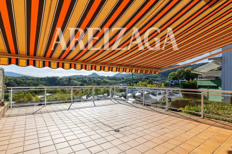 Reihenhaus mit Garten zum Verkauf in Ibaeta, imagen 5