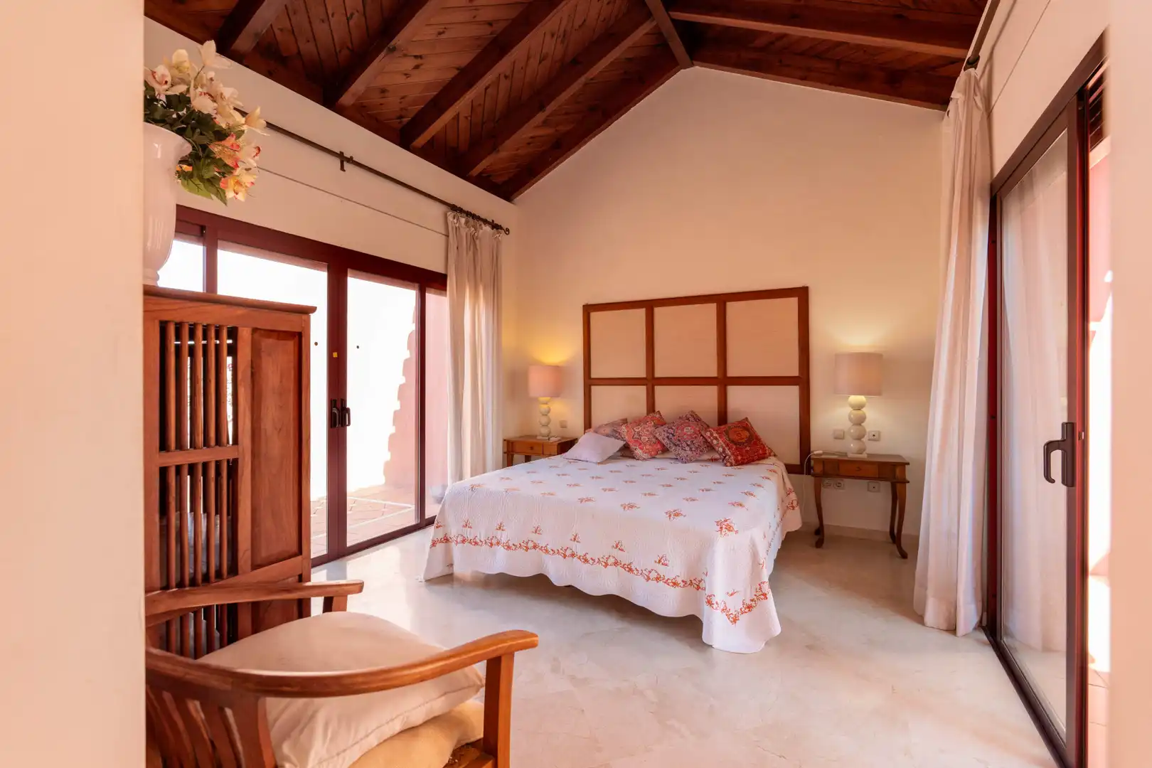 Bedroom of Attic for sale in Estepona  with Air Conditioner, Terrace and Swimming Pool