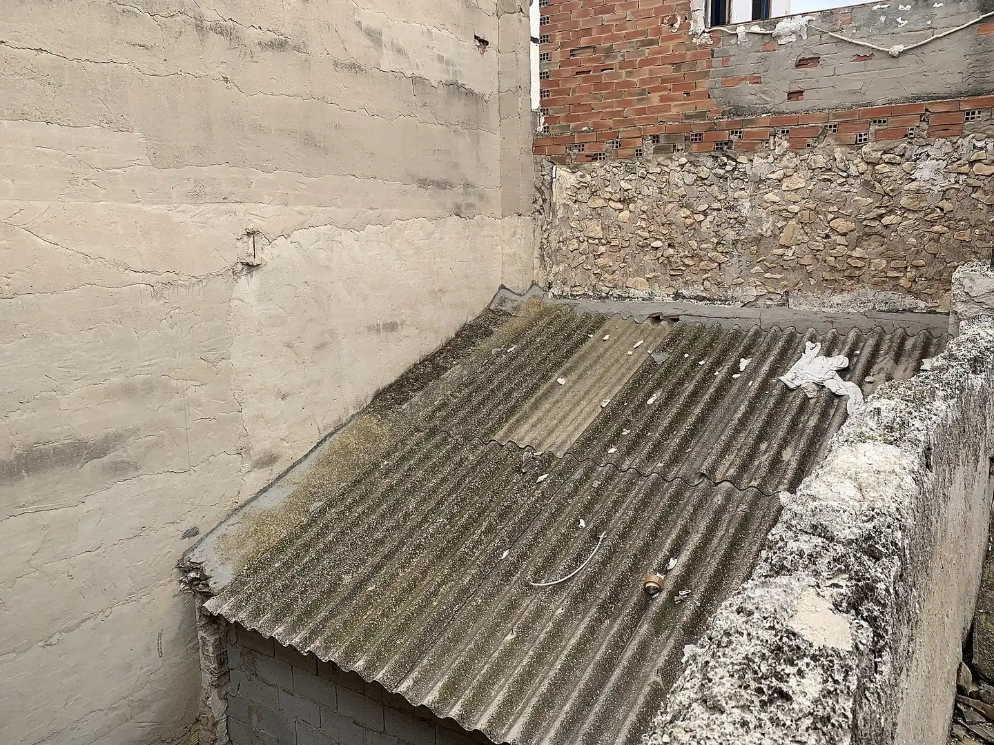 Außenansicht von Maisonette zum Verkauf in Aspe mit Terrasse