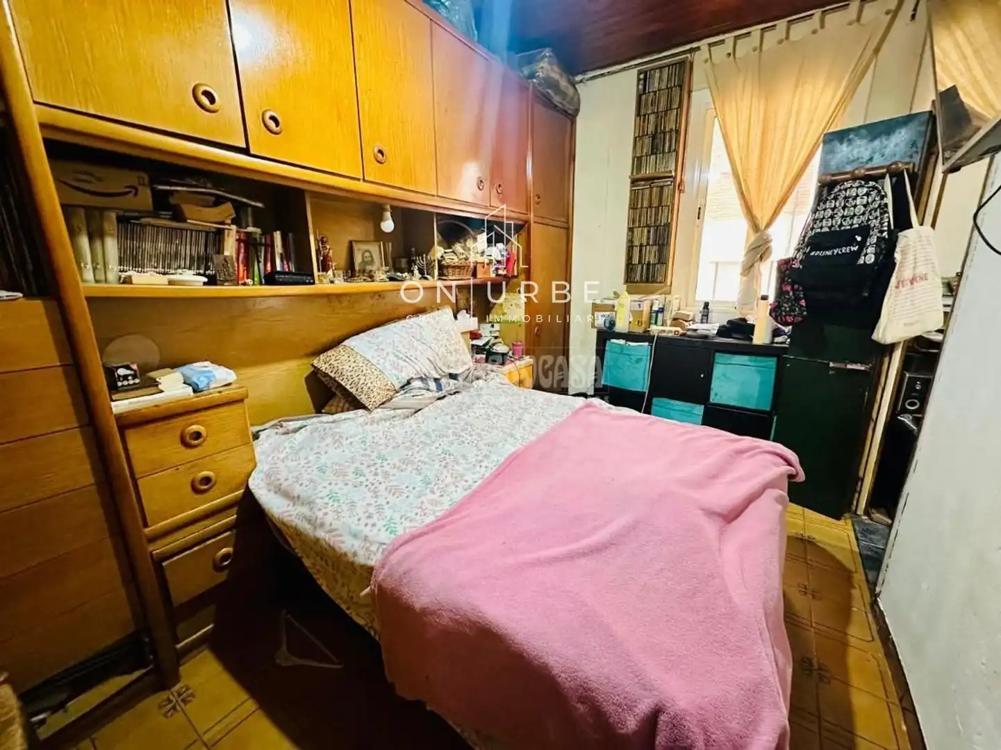 Dormitori de Pis en venda en Barcelona amb Aire condicionat, Terrassa i Traster