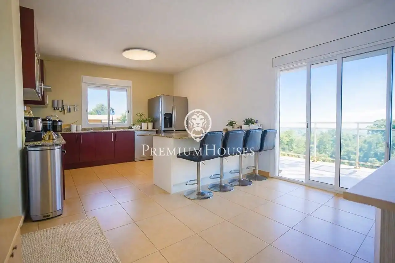 Cocina de Casa o chalet en venta en Salou con Aire acondicionado, Calefacción y Jardín privado
