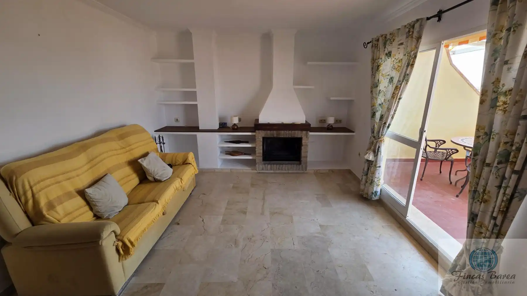 Sala d'estar de Àtic en venda en Fuengirola amb Aire condicionat i Terrassa