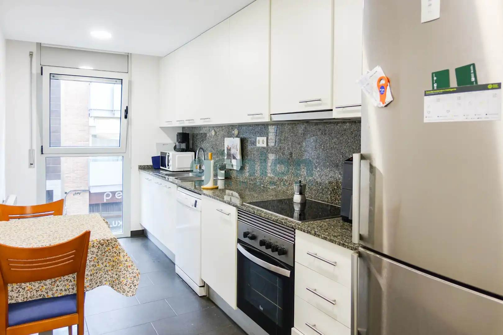 Cocina de Piso en venta en Girona con Aire acondicionado, Calefacción y Trastero