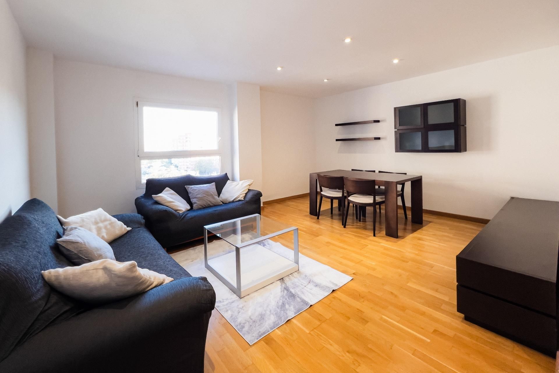 Sala d'estar de Pis de lloguer en  Valencia Capital amb Calefacció i Parquet