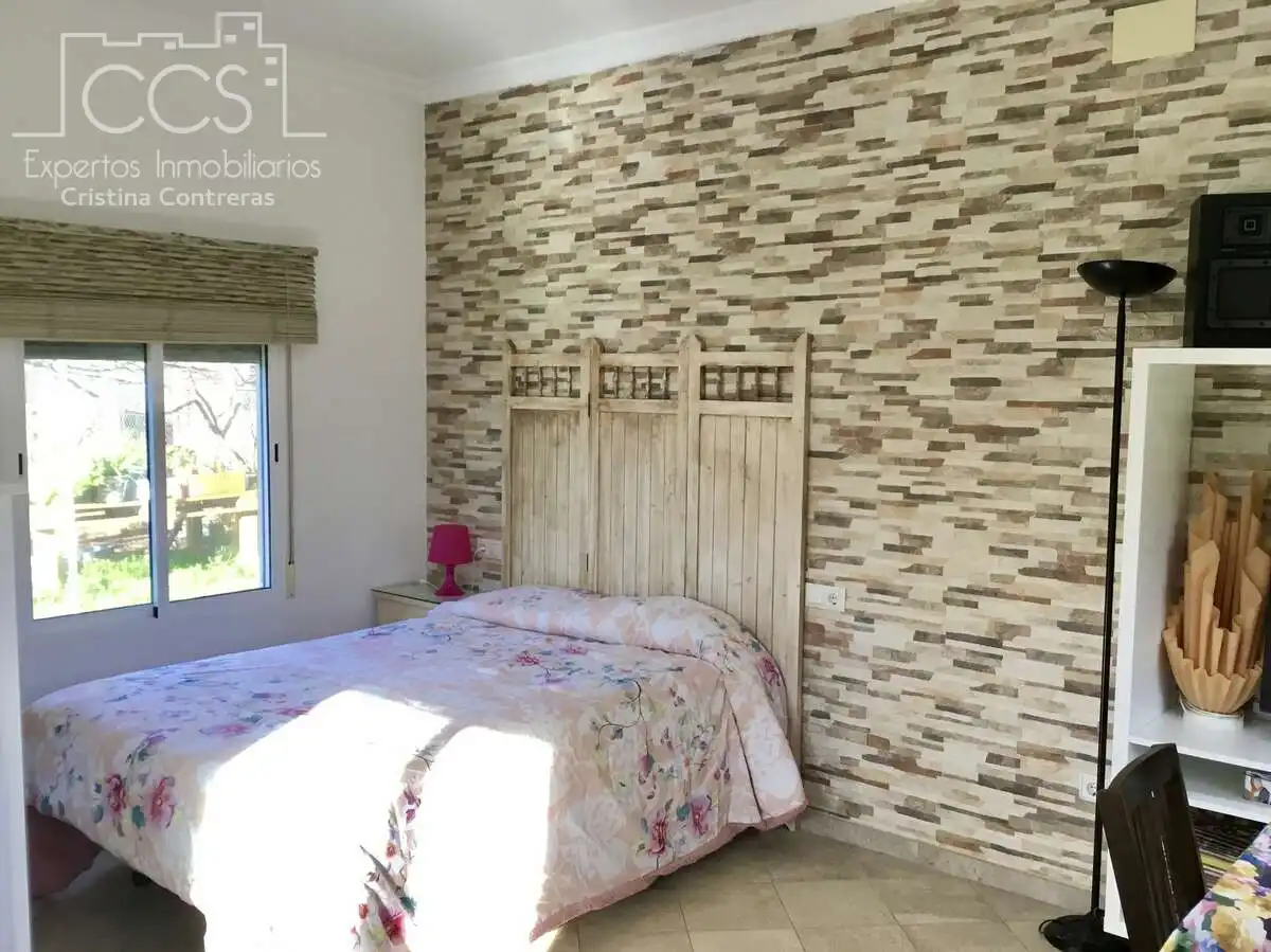 Dormitori de Casa o xalet en venda en Sevilla amb Aire condicionat, Traster i Piscina