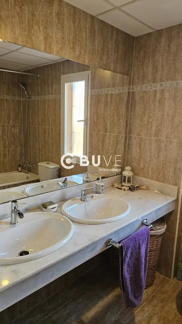 Baño de Casa o chalet en venta en Espartinas con Aire acondicionado, Calefacción y Terraza