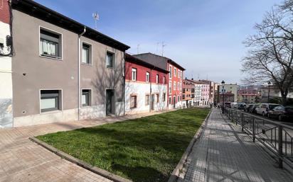 Exterior view of Flat for sale in Burgos Capital