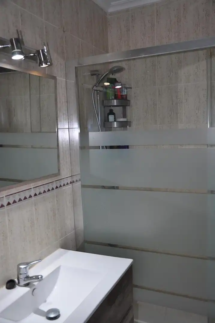 Baño de Casa o chalet en venta en Castro-Urdiales con Calefacción, Jardín privado y Terraza