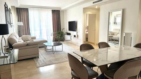 Foto 3 de Piso en venta en Avenida de Julio Iglesias, S/n, Puerto Banús, Málaga
