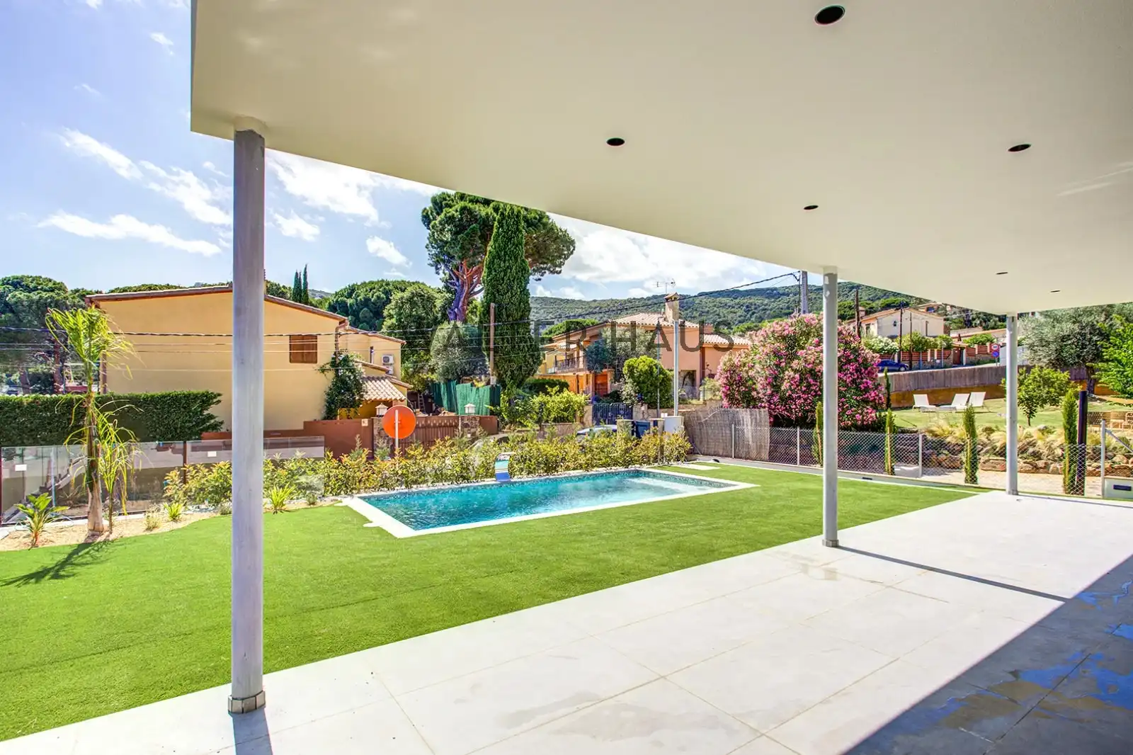 Casa amb terrassa en venda a Avinguda del Mas Ambrós, imagen 2