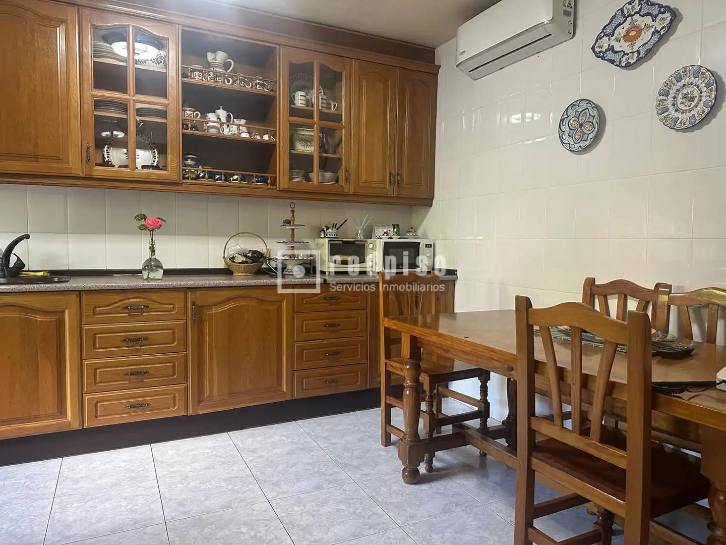 Cuina de Casa o xalet en venda en Azuqueca de Henares amb Aire condicionat, Calefacció i Jardí privat