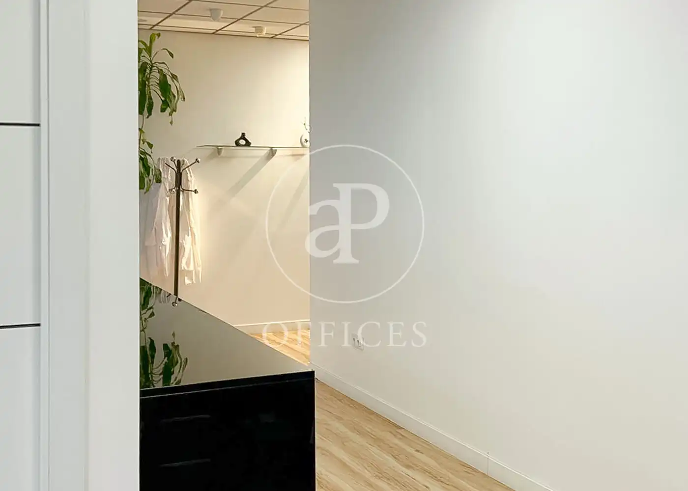 Office for sale in Madrid  with Air Conditioner