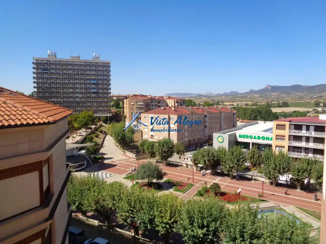 Exterior view of Flat for sale in Haro  with Heating, Terrace and Balcony