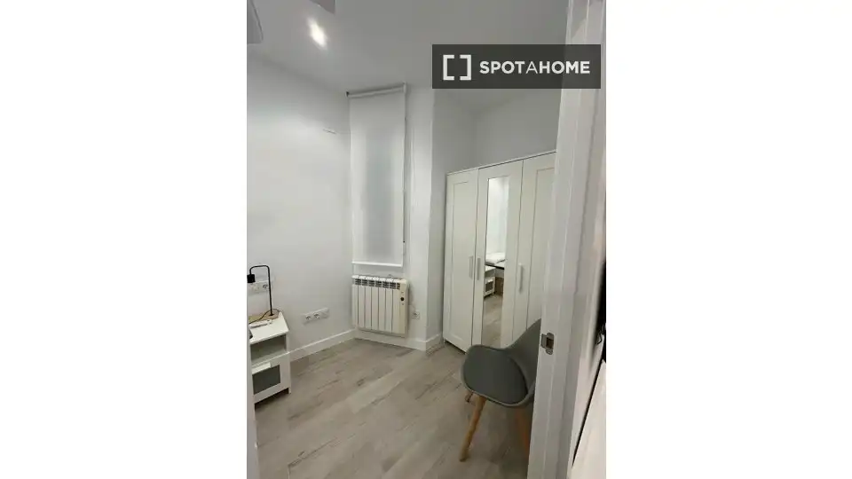 Room in Gaztambide