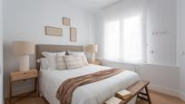 Bedroom of Flat for sale in  Madrid Capital  with Air Conditioner