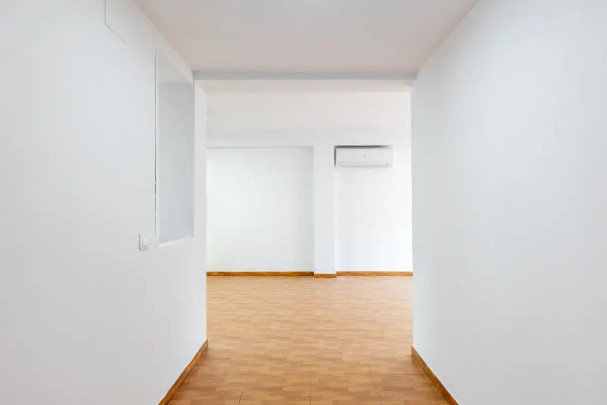 Flat for sale in Xirivella  with Air Conditioner and Heating