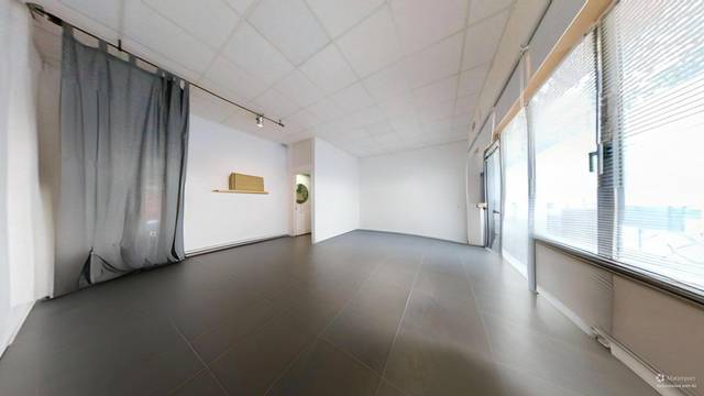 Local comercial en Alquiler en Hostal