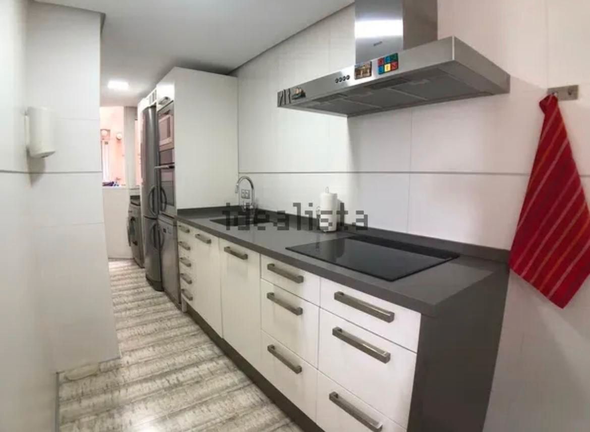 Kitchen of Flat to rent in  Valencia Capital  with Furnished and Balcony