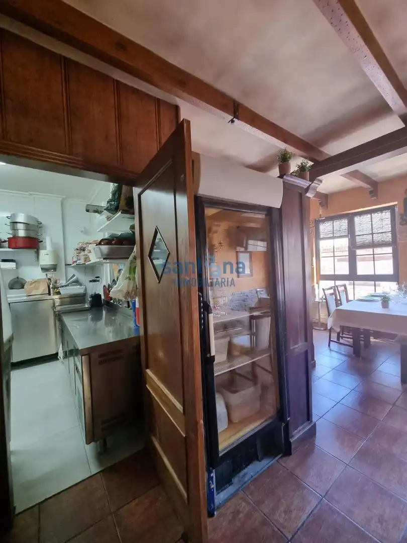 Cocina de Local en venta en Hospital de Órbigo con Aire acondicionado y Amueblado