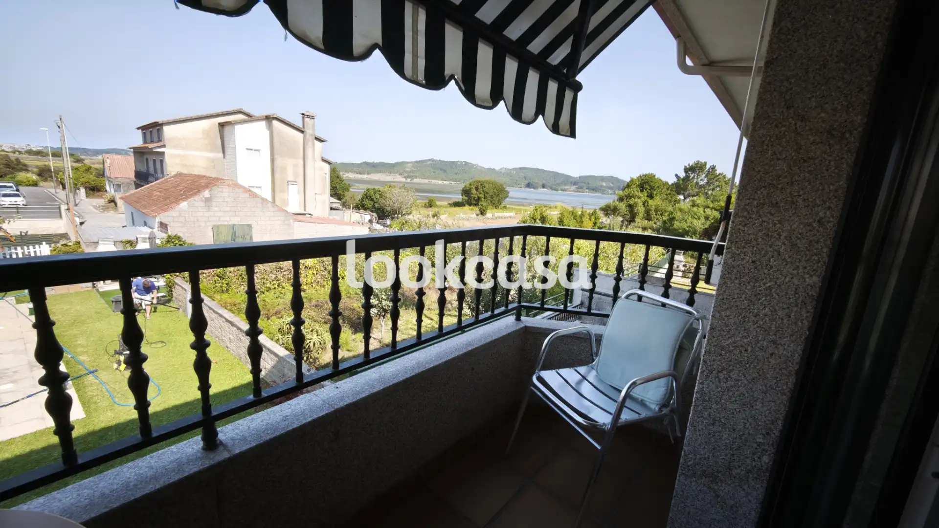 Bedroom of Flat for sale in Sanxenxo  with Heating, Private garden and Parquet flooring