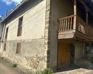 Exterior view of House or chalet for sale in Lena