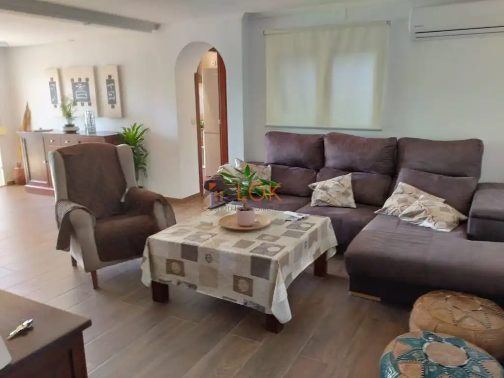 Living room of Flat for sale in Benalmádena
