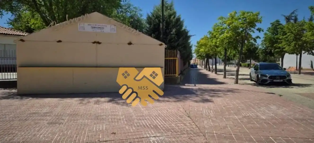 Exterior view of Commercial properties for transfer in Santa Marta de Tormes  with Air Conditioner and Furnished