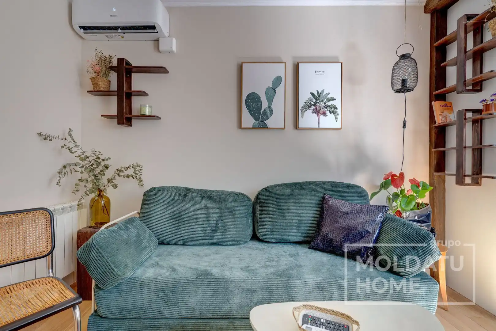 Living room of Flat for sale in Donostia - San Sebastián   with Air Conditioner and Heating