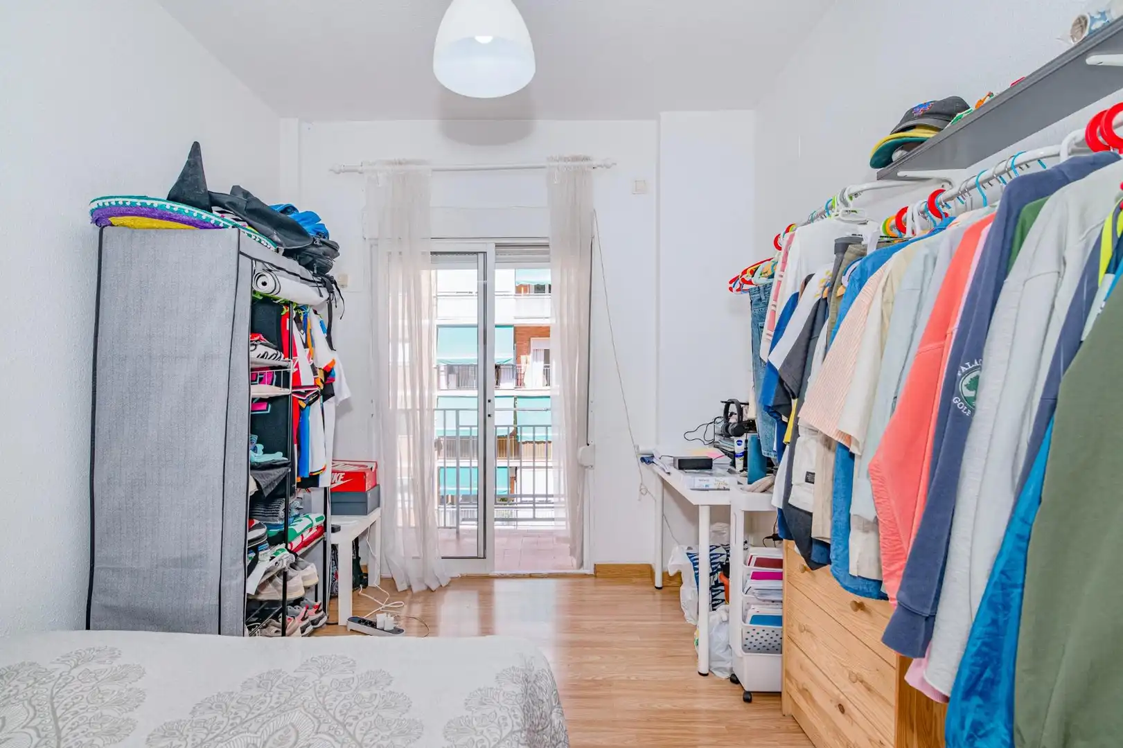 Habitación de Piso en venta en Granada con Amueblado