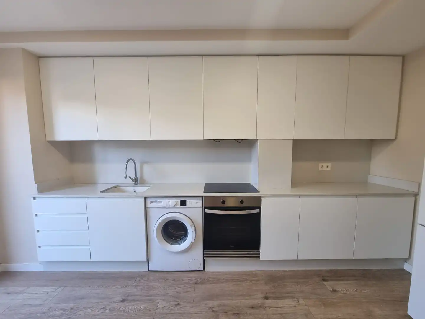 Küche von Wohnung zur Miete in Silla mit Klimaanlage, Parkett und Terrasse