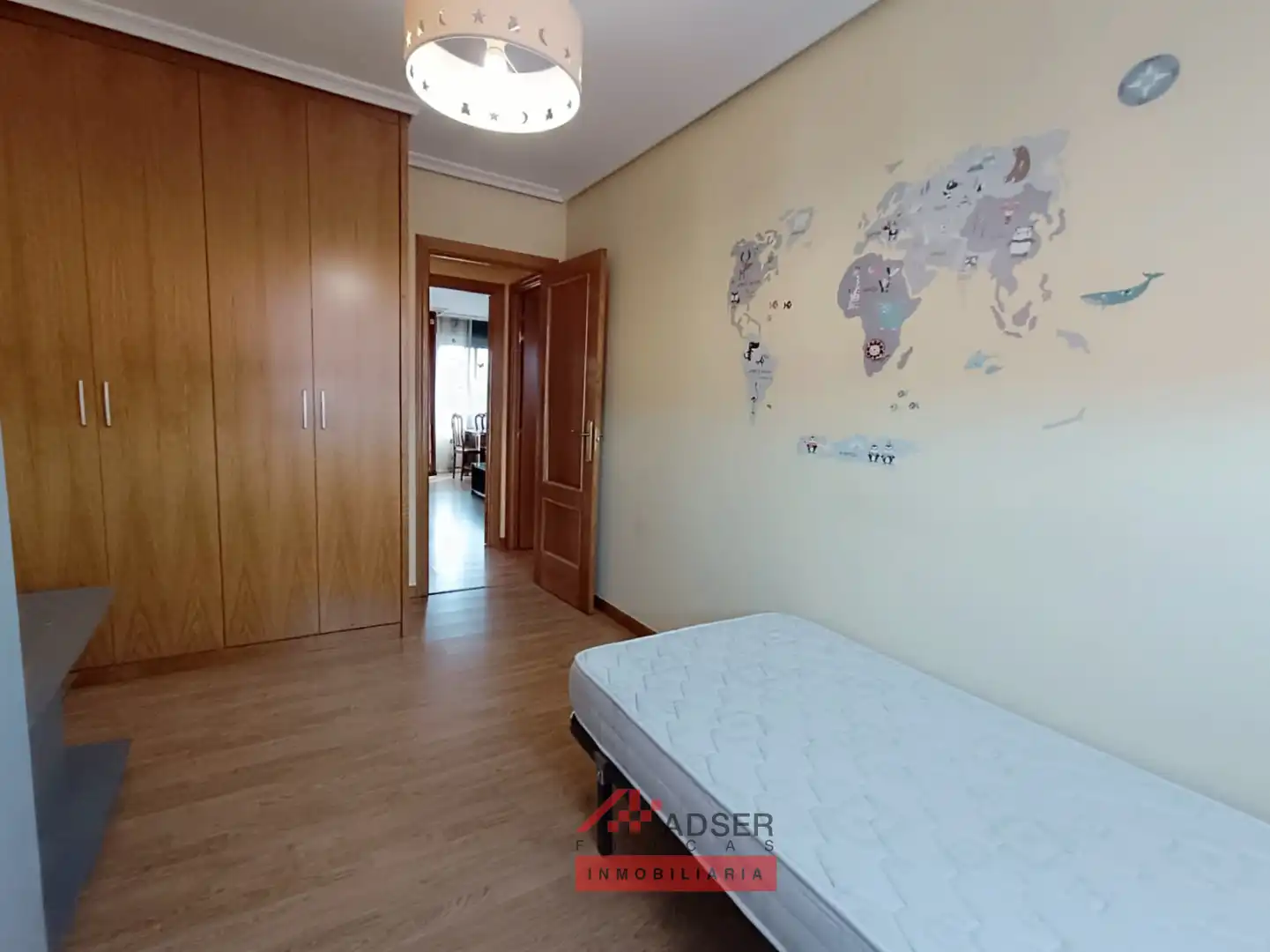 Bedroom of Flat for rent in  Logroño  with Heating, Private garden and Parquet flooring