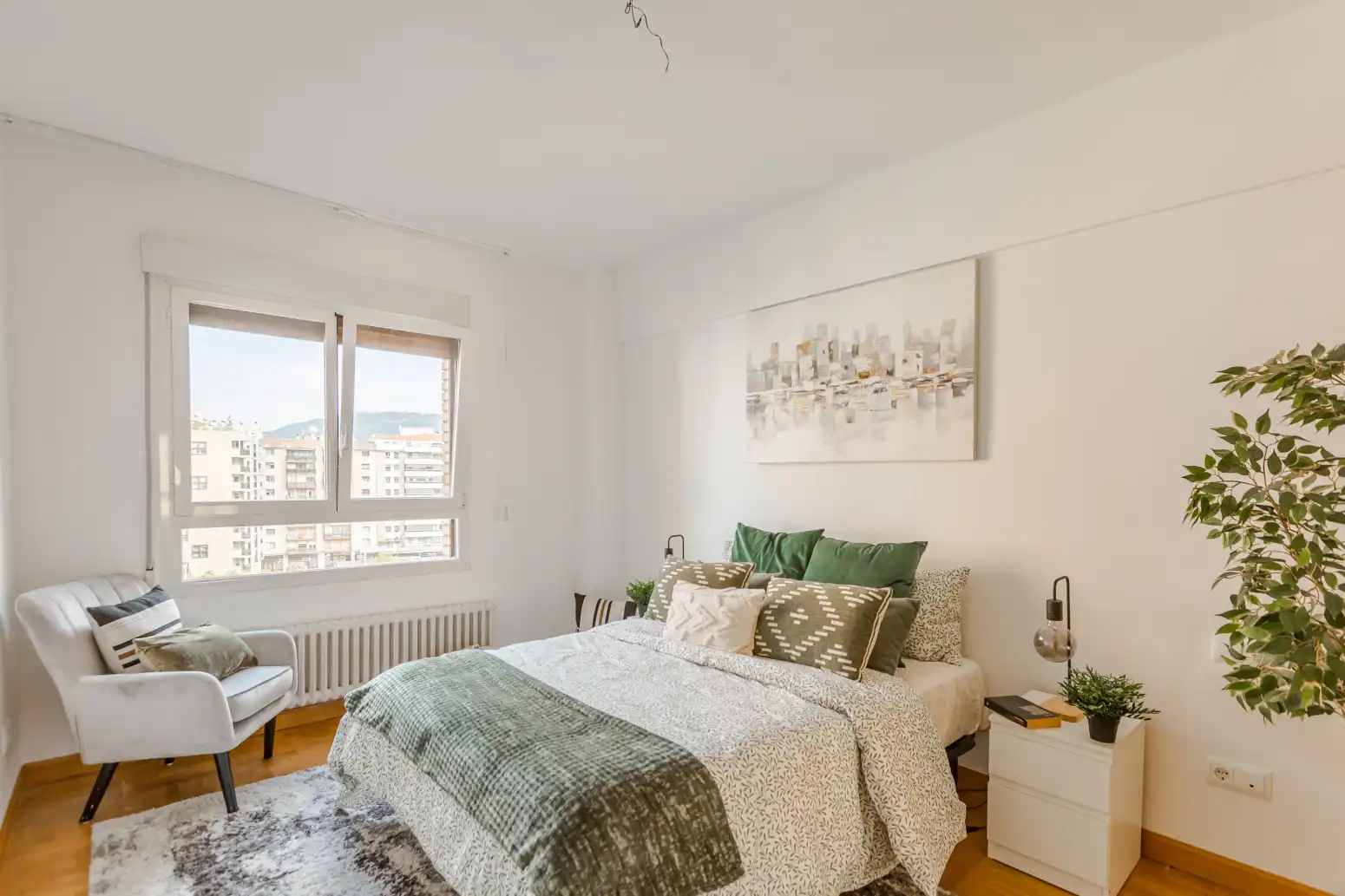Bedroom of Flat for sale in  Pamplona / Iruña  with Heating, Parquet flooring and Terrace