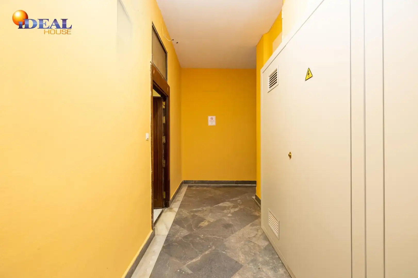 Local comercial en venda a Centro, imagen 4