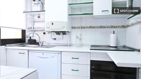 Foto 5 de Estudi per a compartir a Valdeacederas, Madrid