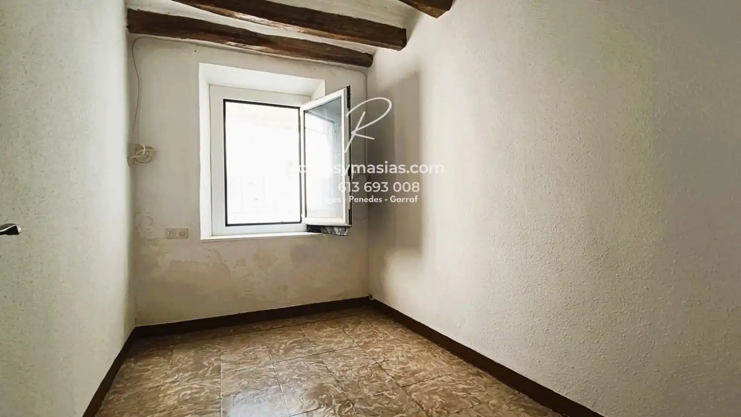 Casa adosada en venta en Torrelavit con Jardín privado, Terraza y Trastero