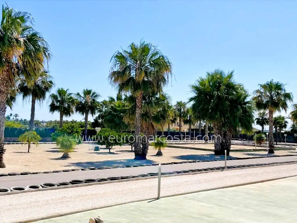 Houses for sale in Elche / Elx  with Air Conditioner, Heating and Private garden