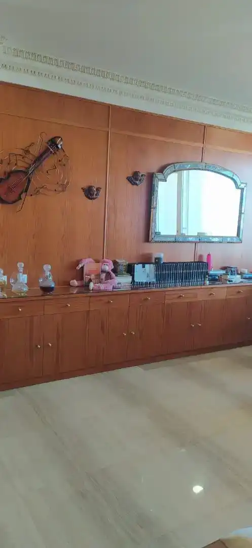 Sala d'estar de Casa o xalet de lloguer en Picassent amb Aire condicionat, Jardí privat i Traster