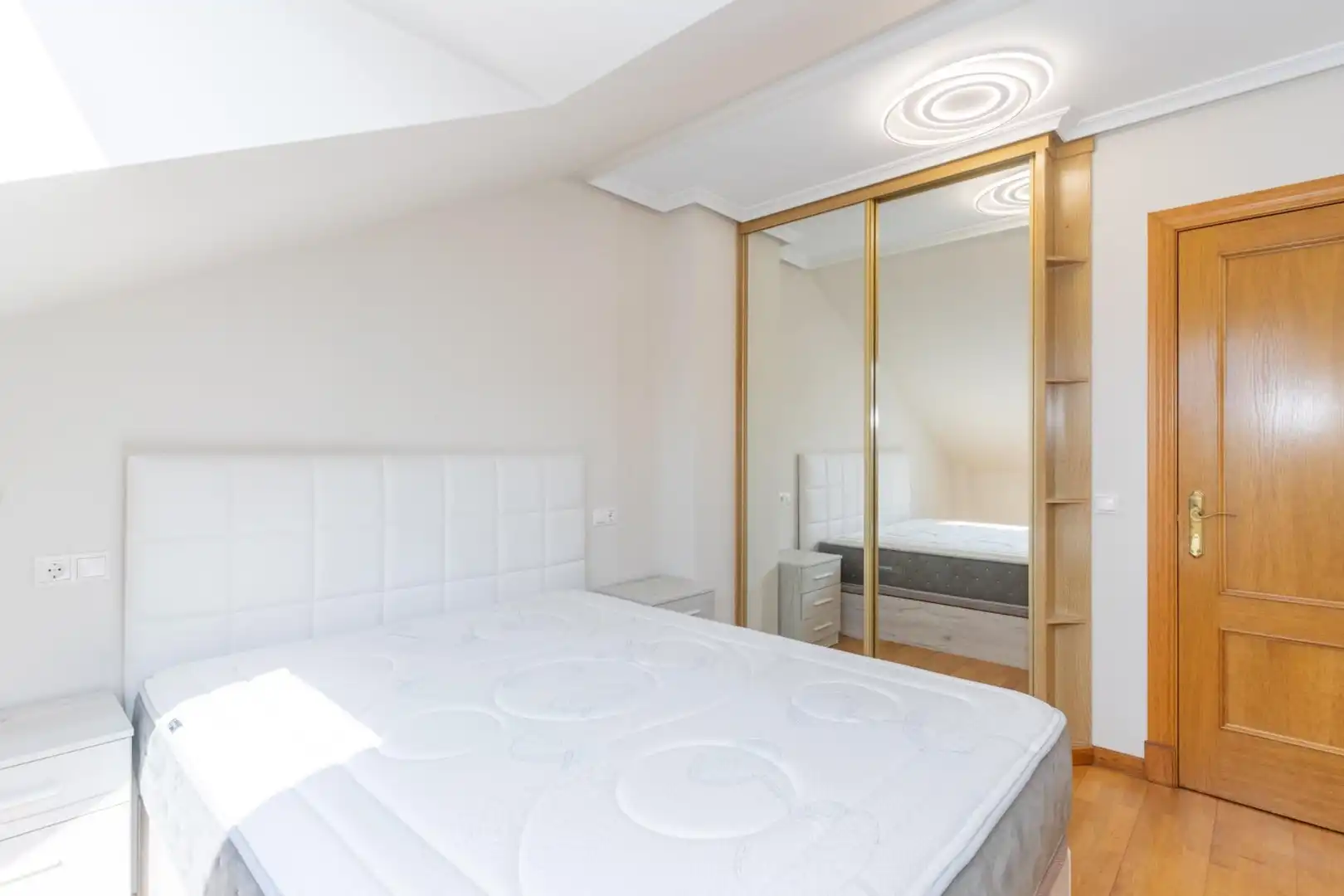 Piso con terraza en venta en Calle CARBAYU EL 3, imagen 15