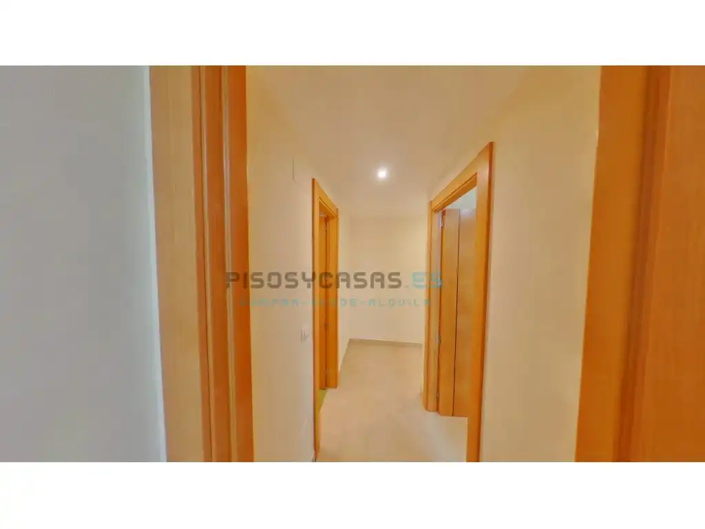 Flat for sale in Tauste  with Air Conditioner, Oven and Washing machine